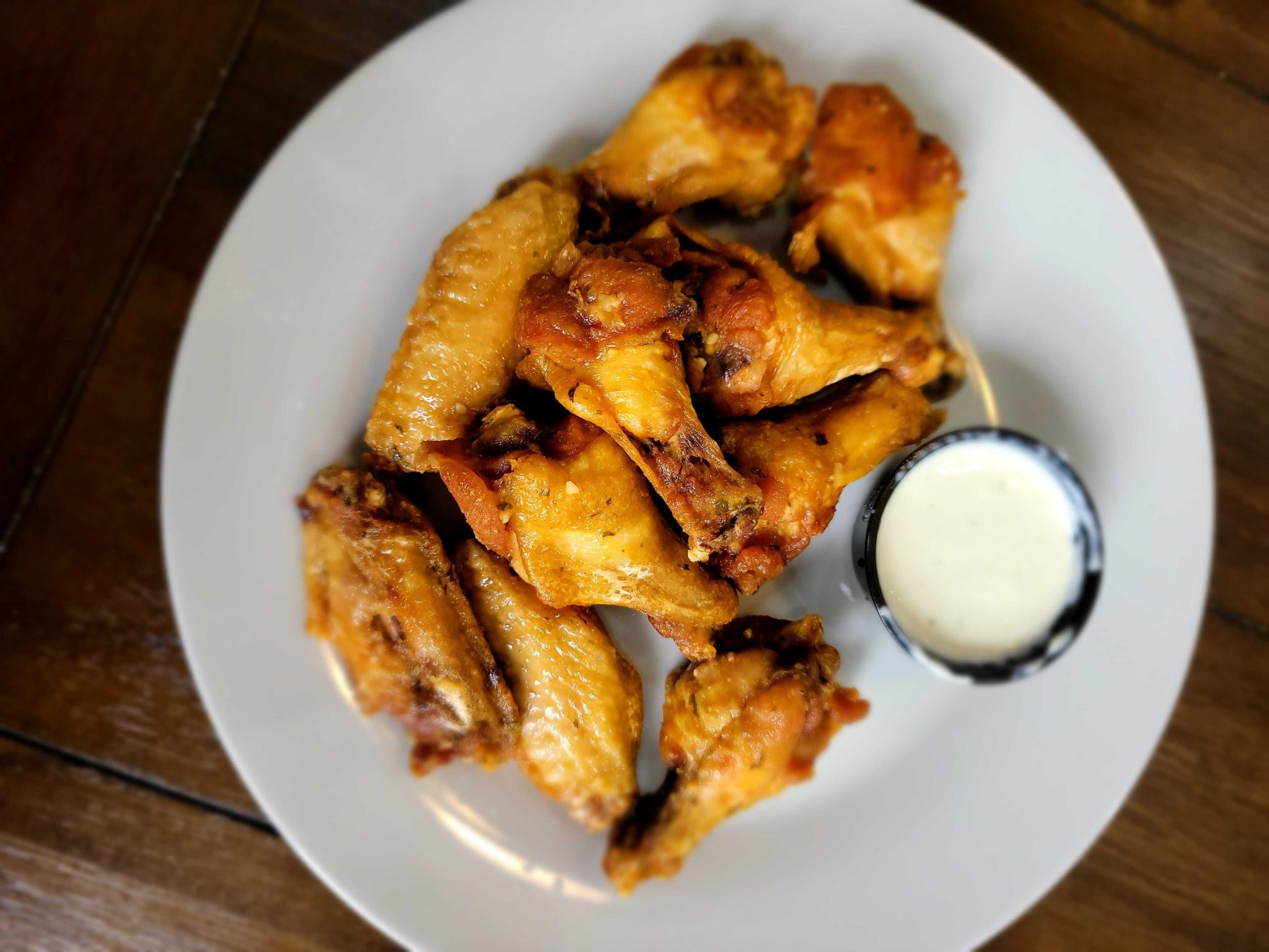 Doodles Finger Lickin’ Good: Best Chicken Wings in Liberty County