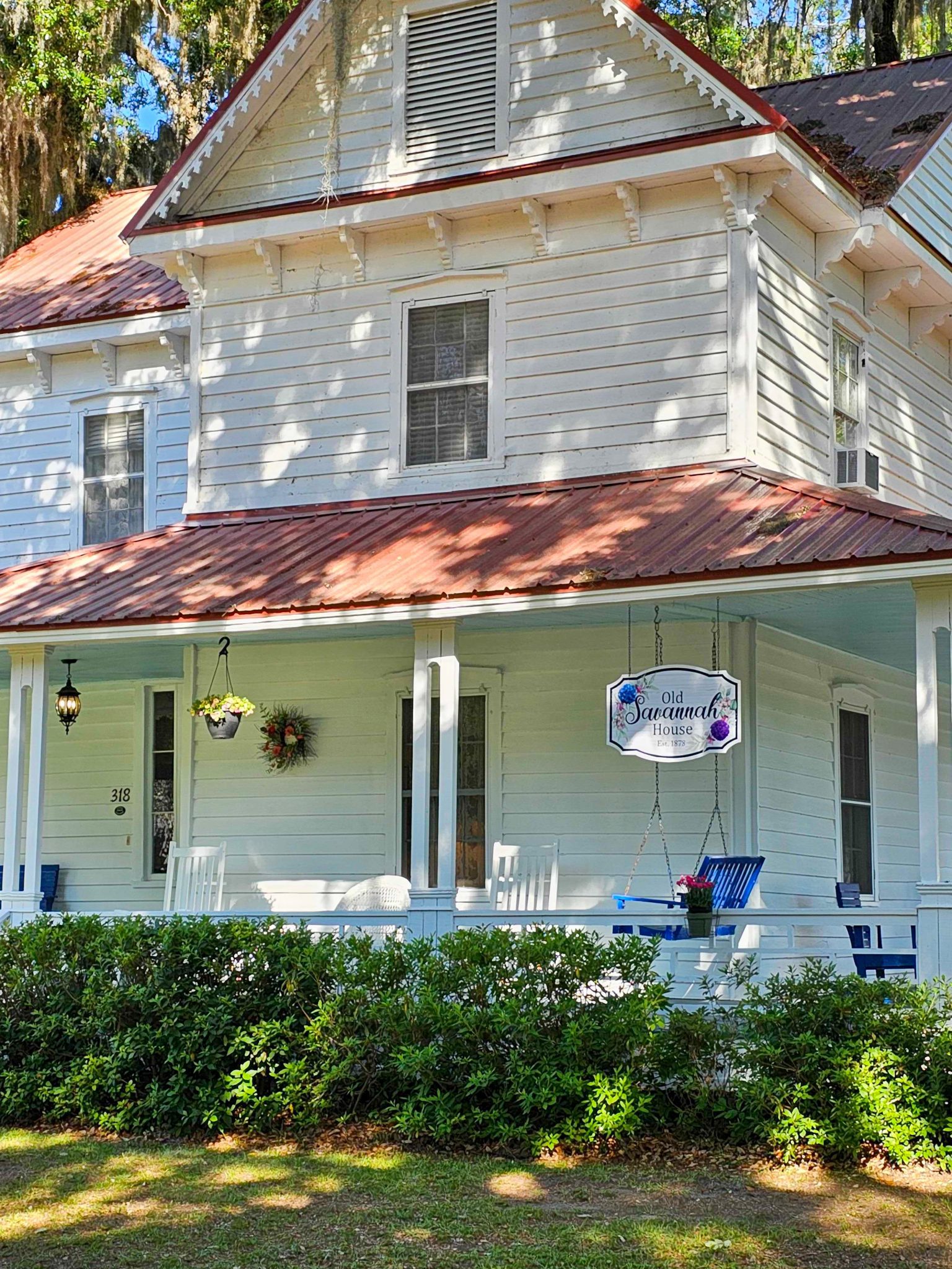Old Savannah House Bed and Breakfast